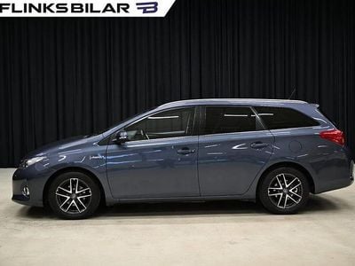 Blå Begagnad 2015 Toyota Auris Touring Sports Edition Kombi | 133 750 kr (Marknadspris)