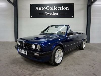 Blå Begagnad 1991 BMW 318 Cabriolet Cab | 119 000 kr