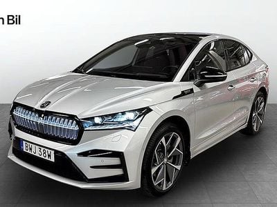 Brilliant silver metallic Begagnad 2024 Skoda Enyaq iV RS SUV | 544 900 kr (Dyr)
