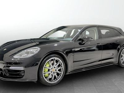 Svart Begagnad 2018 Porsche Panamera 4 Sport Turismo Sedan | 618 900 kr (Marknadspris)