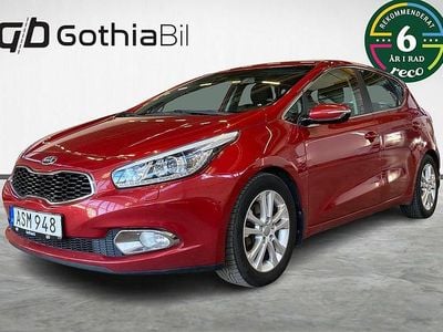 Röd Begagnad 2014 Kia Ceed Comfort Halvkombi | 84 900 kr (Marknadspris)