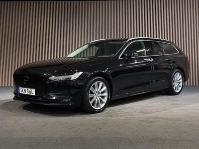 Svart Begagnad 2019 Volvo V90 Momentum Kombi | 248 400 kr (Marknadspris)