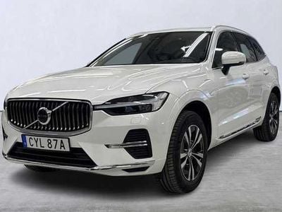 Begagnad Volvo XC60 Core 355 HK (261 kW) 2024 Vit SUV
