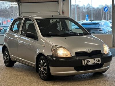 begagnad Toyota Yaris 5-dörrar 1.0 VVT-i Sparbössan Besiktigad 68hk