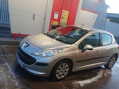 Begagnad Peugeot 207 95 HK (69 kW) 2009 Grå metallic