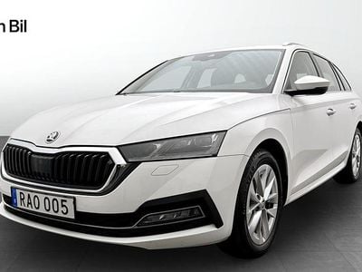 Candy white Begagnad 2024 Skoda Octavia Style Kombi | 264 000 kr (Bra pris)