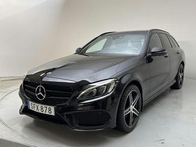 Svart Begagnad 2018 Mercedes C200 AMG line Kombi | 219 800 kr