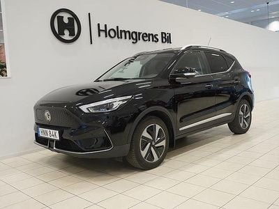 Svart Begagnad 2022 MG ZS Luxury SUV | 229 900 kr (Marknadspris)