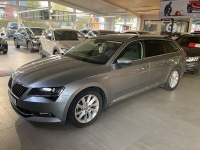 begagnad Skoda Superb Kombi 2.0 TDI 4x4 Business Edition, L&K Euro 6