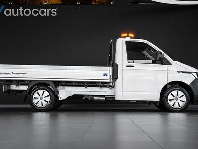 Vit Begagnad 2023 VW Transporter Van | 475 000 kr (Lite dyr)