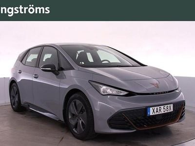 Begagnad Cupra Born 169 kW (231 HK) 2023 Vapor grey Halvkombi