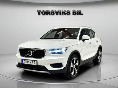 Vit Begagnad 2018 Volvo XC40 Momentum SUV | 289 900 kr (Marknadspris)