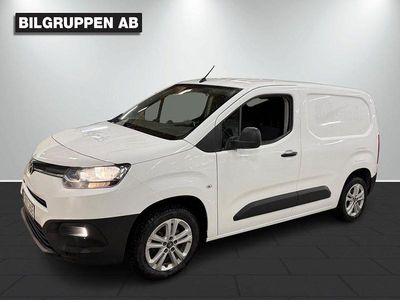 Vit Begagnad 2020 Toyota Proace City City Minibuss | 124 900 kr