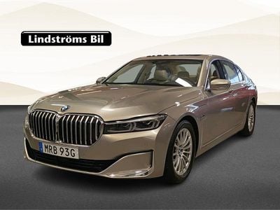 Begagnad BMW 745e Executive 286 HK (210 kW) 2021 Silver Sedan