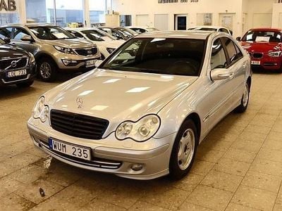 Begagnad 2005 Mercedes C180 | 38 000 kr (Lite dyr)