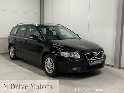 Begagnad Volvo V50 Momentum 116 HK (85 kW) 2011 Svart Kombi
