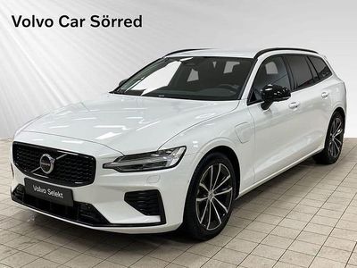 Vit Begagnad 2025 Volvo V60 Plus Kombi | 474 900 kr