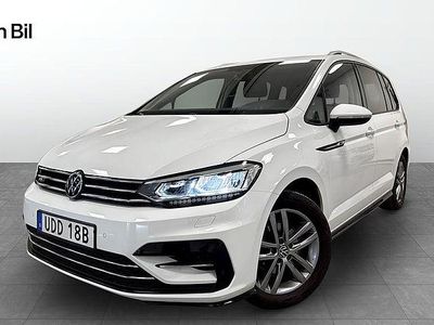 Vit Begagnad 2022 VW Touran R-line Minibuss | 309 900 kr (Bra pris)