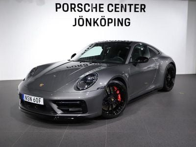 Porsche 911 Carrera 4 GTS