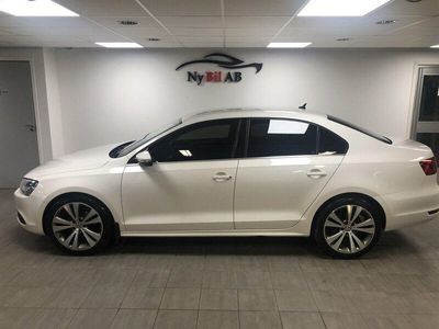 begagnad VW Jetta 1.6 TDI Manuell, Premium, Sport 2012, Sedan