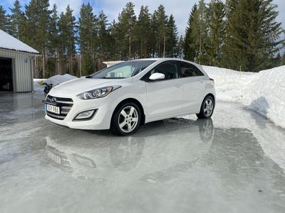 begagnad Hyundai i30 5-dörrar 1.6 CRDi Euro 6