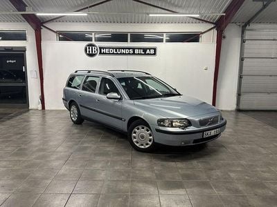 Blå Begagnad 2001 Volvo V70 Business Edition Kombi | 39 900 kr (Marknadspris)