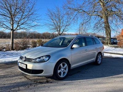 Begagnad VW Golf VI 105 HK (77 kW) 2011 Halvkombi