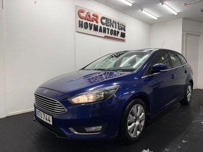 Blå Begagnad 2015 Ford Focus Titanium Kombi | 79 900 kr (Marknadspris)