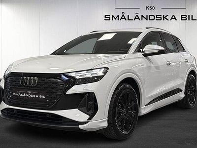 Begagnad Audi Q4 e-tron Comfort 219 kW (299 HK) 2023 Vit SUV