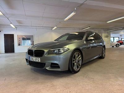 Begagnad BMW M550 M Sport 381 HK (280 kW) 2013 Grå Sedan