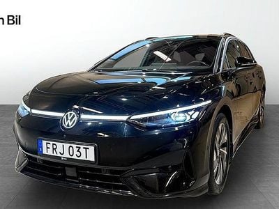 Svart Begagnad 2024 VW ID.7 Comfortline Kombi | 489 900 kr (Marknadspris)