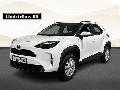 Vit Begagnad 2024 Toyota Yaris Cross Active SUV | 279 900 kr (Marknadspris)