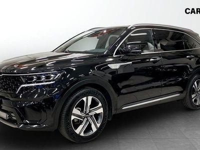 Svart Begagnad 2023 Kia Sorento Plus SUV | 429 900 kr (Marknadspris)