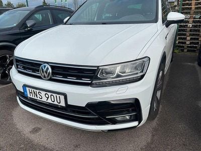 Vit Begagnad 2020 VW Tiguan R-line SUV | 279 000 kr (Marknadspris)