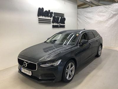 Begagnad Volvo V90 Momentum 191 HK (140 kW) 2018 Grå Kombi