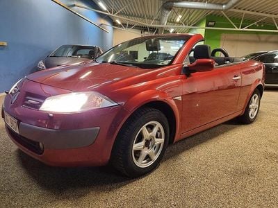 Röd Begagnad 2005 Renault Mégane Cabriolet Cab | 54 900 kr (Lite dyr)