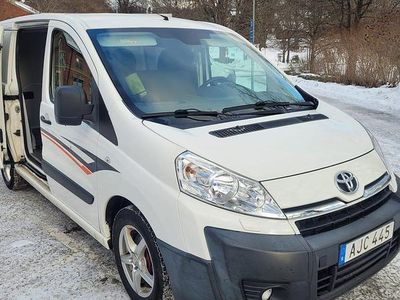 Begagnad Toyota Proace 128 HK (94 kW) 2015 Minibuss
