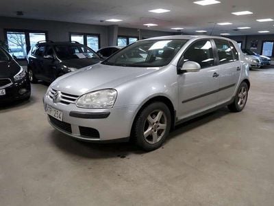 Silver Begagnad 2005 VW Golf V Trendline Halvkombi | 19 999 kr (Marknadspris)
