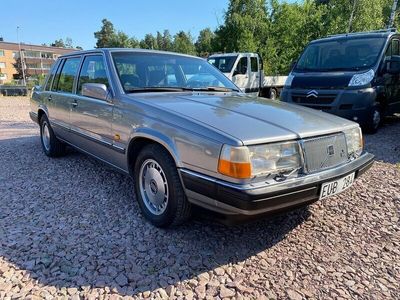 begagnad Volvo 760 2.8 V6 Automat GLE 147hk Nybesiktad