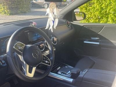 Mercedes B180