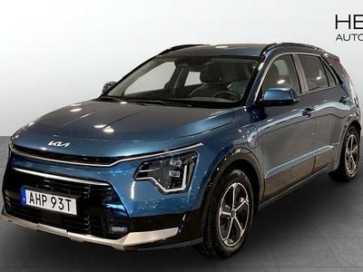 Blå (blue) Begagnad 2022 Kia Niro SUV | 319 900 kr (Dyr)