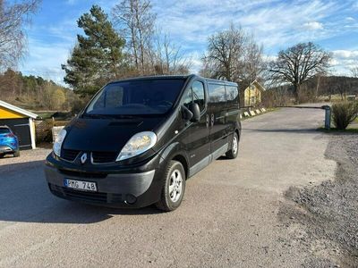 begagnad Renault Trafic 115dci dubbla skjutdörrar