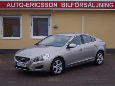 Begagnad Volvo S60 Momentum 116 HK (85 kW) 2011 Brun Sedan