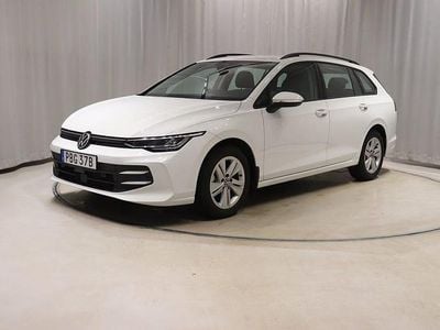 Begagnad VW Golf VIII 150 HK (110 kW) 2025 Vit Kombi