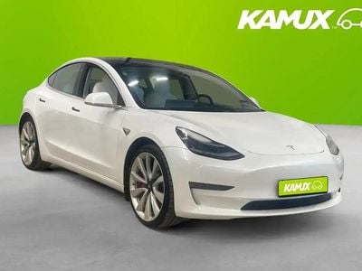Begagnad Tesla Model 3 Performance 461 kW (627 HK) 2019 Vit Sedan