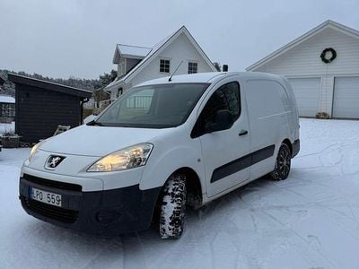 Begagnad 2011 Peugeot Partner Minibuss | 49 000 kr (Marknadspris)