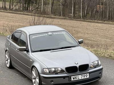 begagnad BMW 320 e46 i Sedan