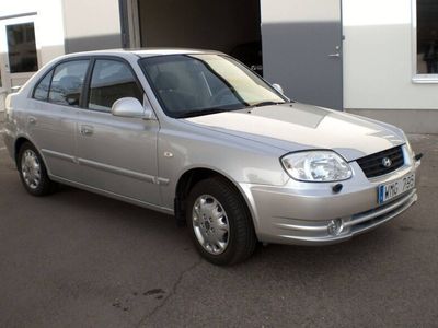 begagnad Hyundai Accent 1.6 105hk