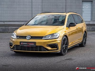 Gul (curcuma yellow metallic) Begagnad 2017 VW Golf VII R Kombi | 289 700 kr (Dyr)
