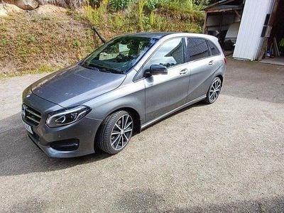 Mercedes B200